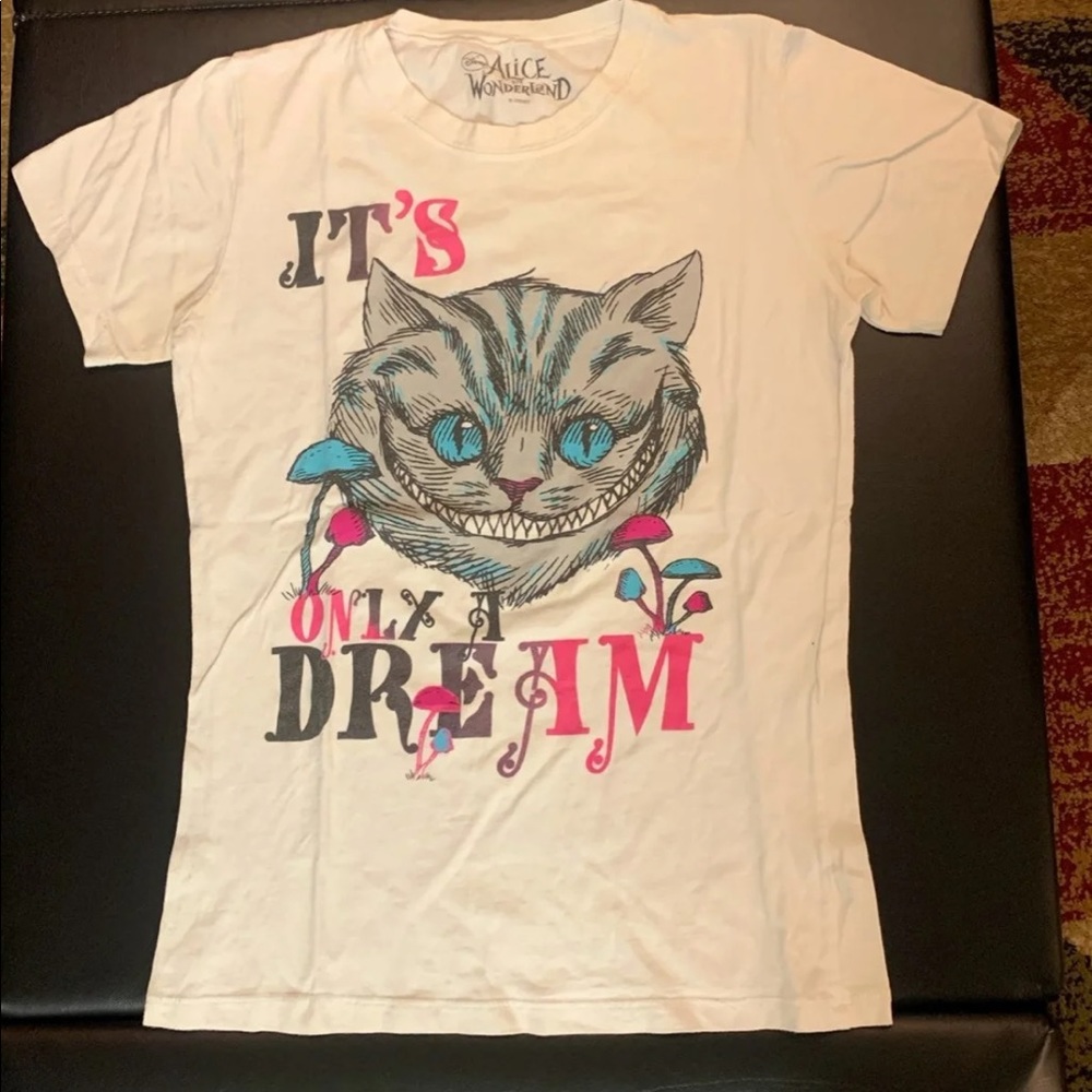 Alice in Wonderland: Cheshire Cat Shirt
